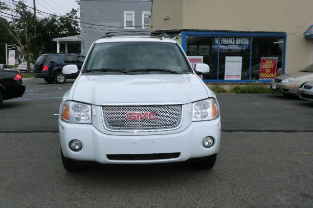 2006 GMC Envoy XL LS 2500hd CREW CAB 4X4 Diesel