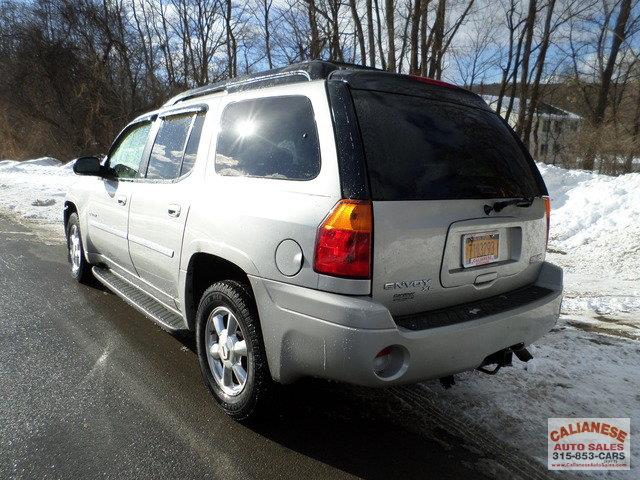 2006 GMC Envoy XL LTD LME