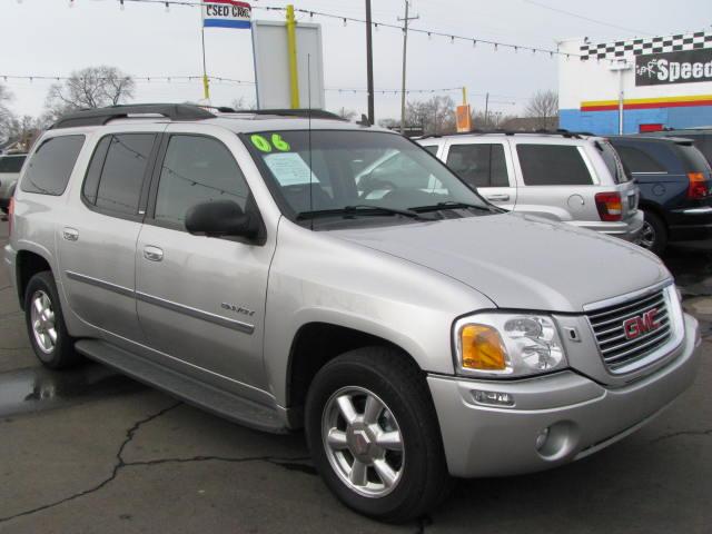 2006 GMC Envoy XL LTD LME