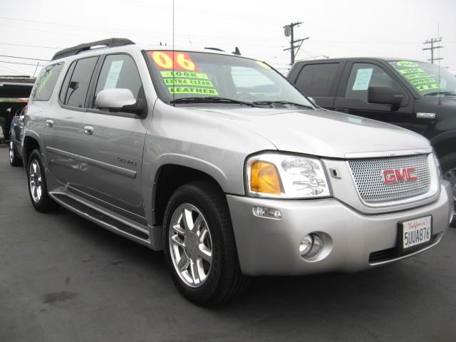 2006 GMC Envoy XL EX Sedan 4D