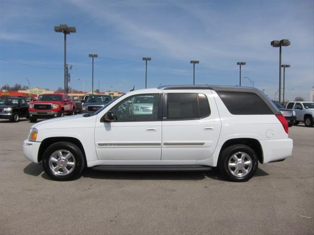 2004 GMC Envoy XUV SLT