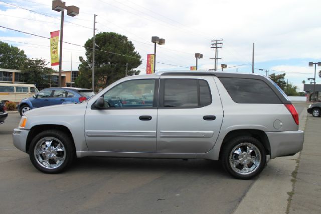 2004 GMC Envoy XUV Sport 1500 4X4