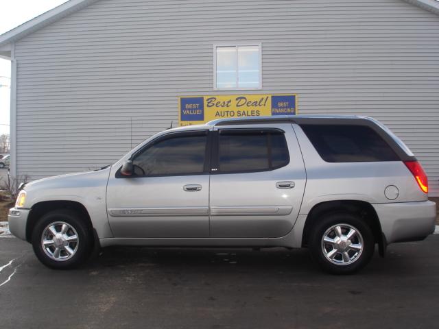 2004 GMC Envoy XUV GS Super Sharp