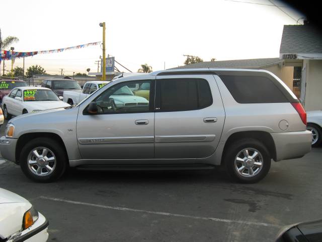 2004 GMC Envoy XUV LTD LME