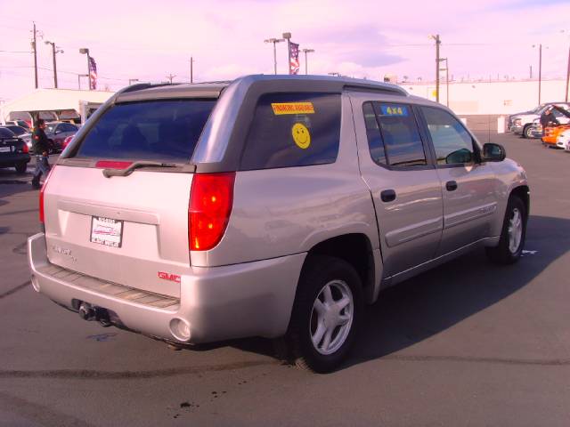 2004 GMC Envoy XUV SLT