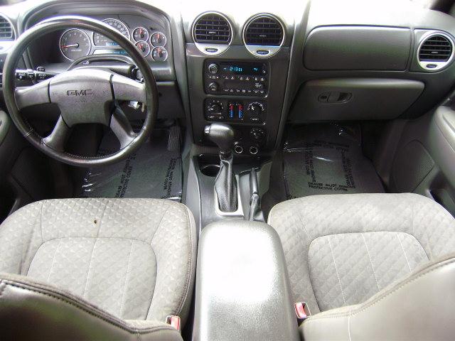 2004 GMC Envoy XUV LTD LME