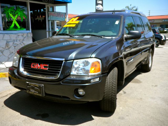 2004 GMC Envoy XUV SEL Sport Utility 4D