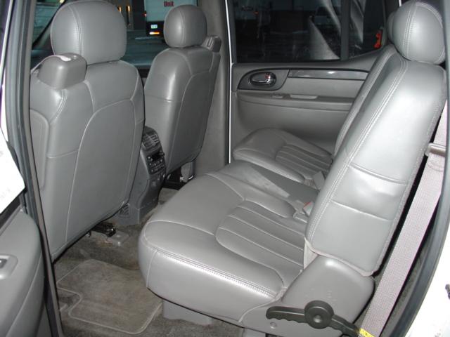 2004 GMC Envoy XUV SLT