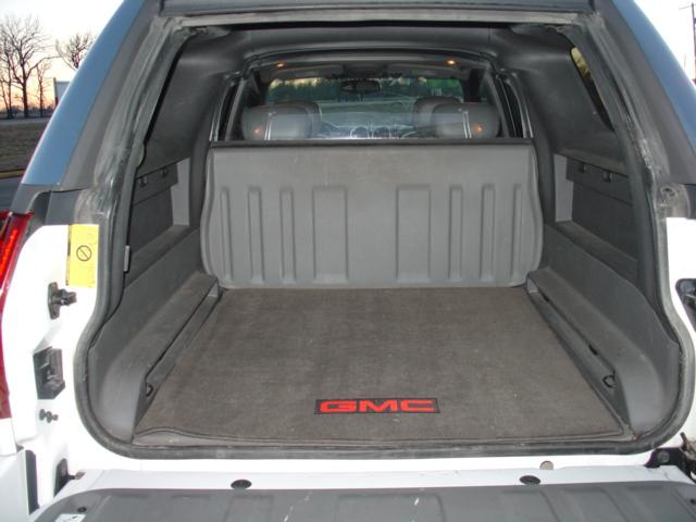 2004 GMC Envoy XUV SLT