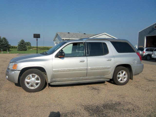 2004 GMC Envoy XUV 4x4 Crew Cab LE