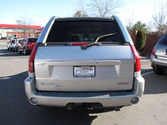 2005 GMC Envoy XUV DVD, Michelin Tires, X Clean