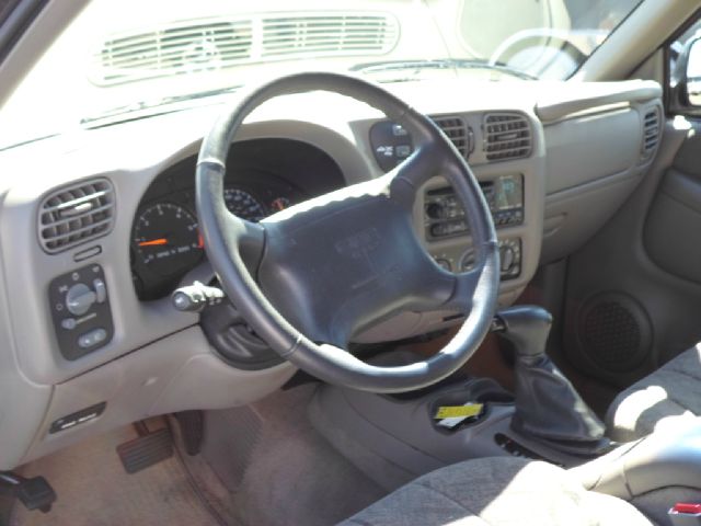 1998 GMC Jimmy W/ CD, MP3, And Auxiliary Audio Jack