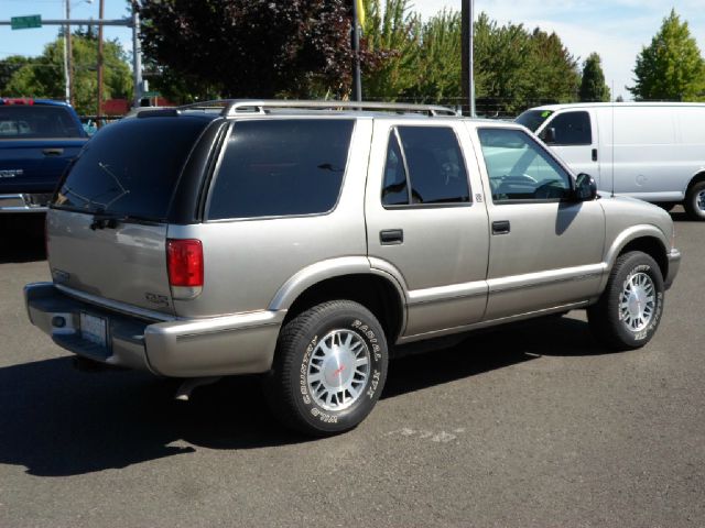 1998 GMC Jimmy W/ CD, MP3, And Auxiliary Audio Jack