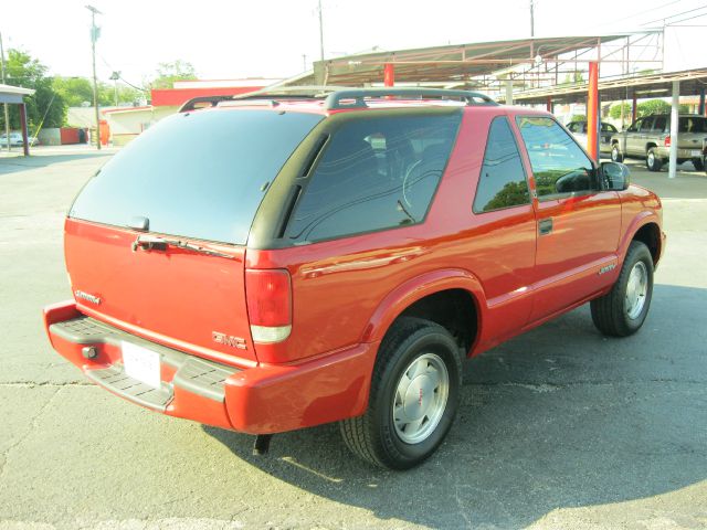 2001 GMC Jimmy V6 Sport Sedan