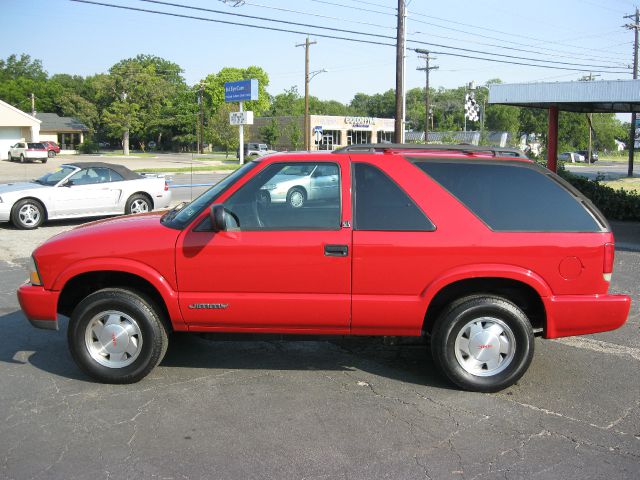 2001 GMC Jimmy V6 Sport Sedan