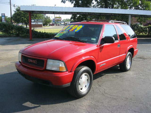 2001 GMC Jimmy V6 Sport Sedan