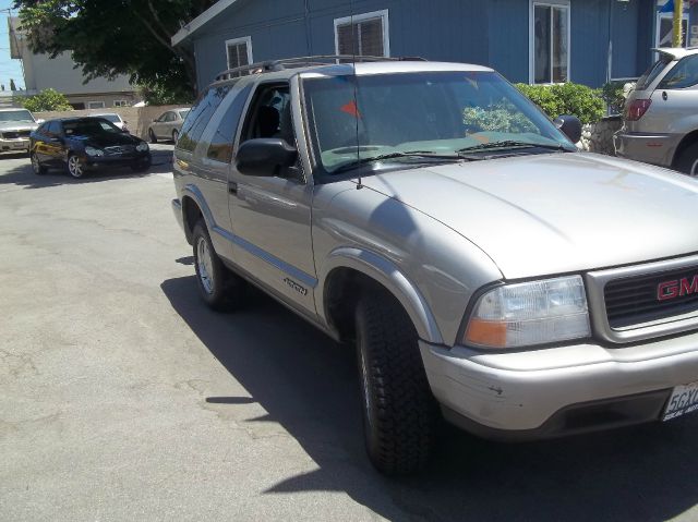 2001 GMC Jimmy V6 Sport Sedan