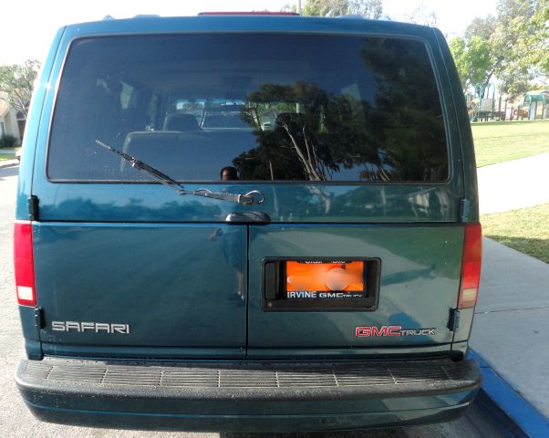 1995 GMC Safari DARK Pewter