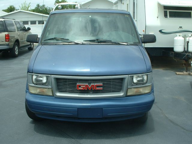 1996 GMC Safari Supercab Flareside 145 4x4 Truck