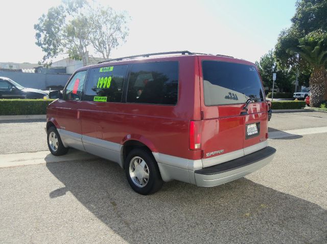 1998 GMC Safari Roadtrek