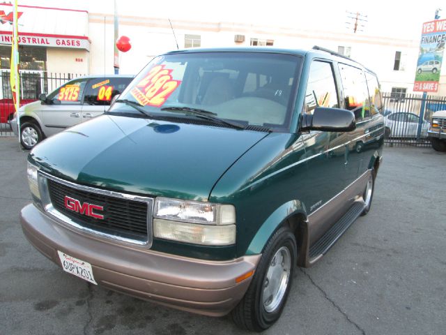 2000 GMC Safari 4wd