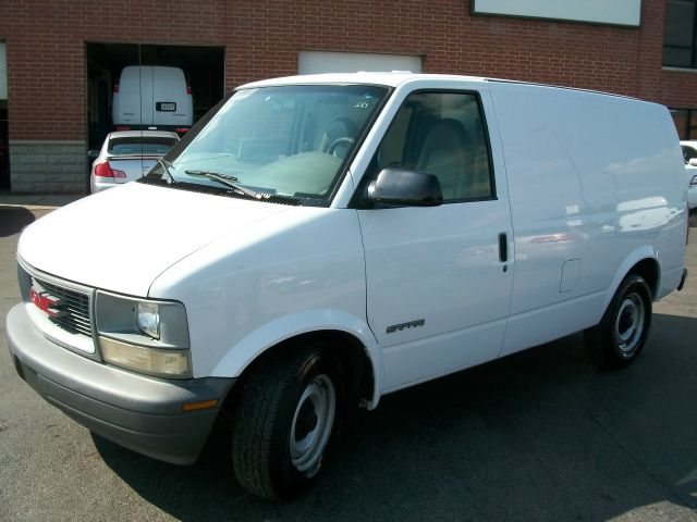 2000 GMC Safari Sport PZEV