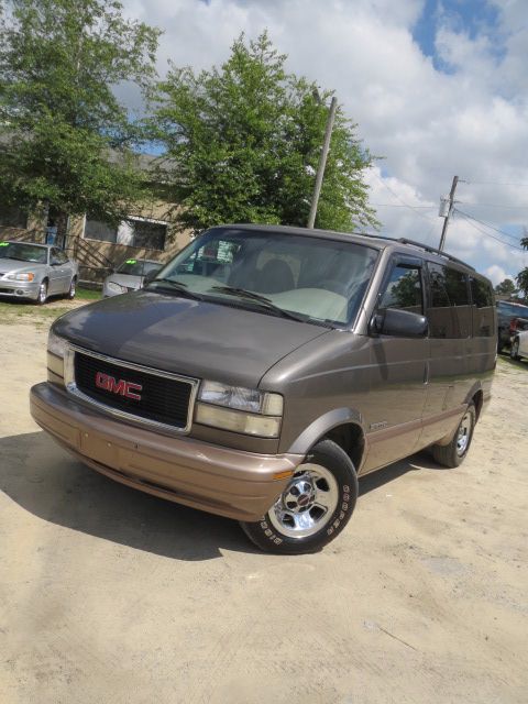 2000 GMC Safari 4wd