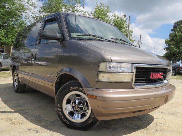 2000 GMC Safari 4wd