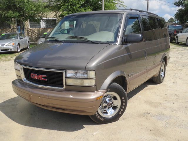 2000 GMC Safari 4wd