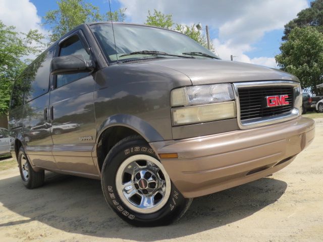 2000 GMC Safari 4wd