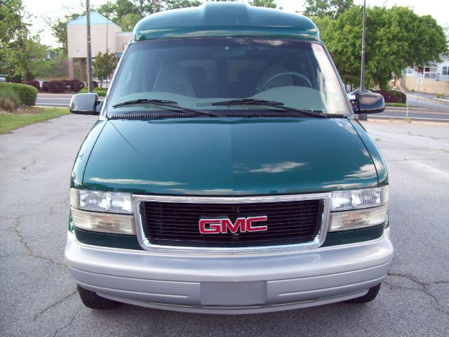 2000 GMC Safari 4wd