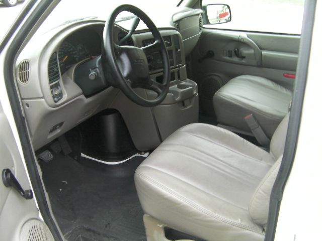 2001 GMC Safari SL AWD CVT Leatherroof