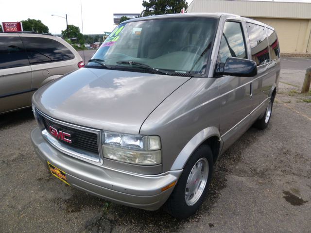 2004 GMC Safari Unknown