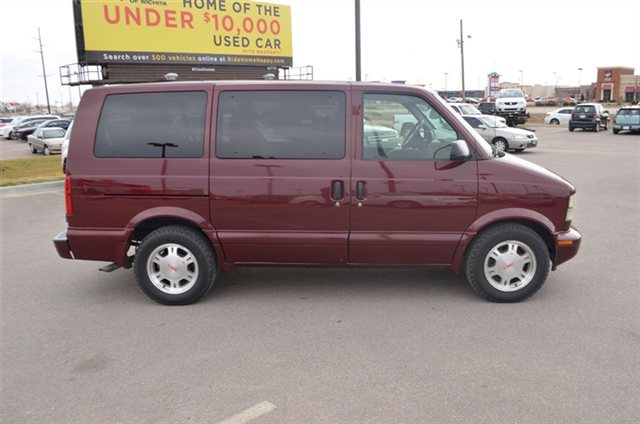 2005 GMC Safari E-350 Super Duty 158 WB DRW