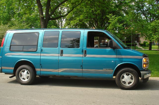 1997 GMC Savana 1.8T Fwd 2dr Cabriolet