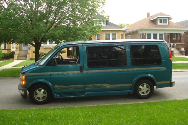 1997 GMC Savana 1.8T Fwd 2dr Cabriolet