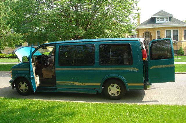 1997 GMC Savana 1.8T Fwd 2dr Cabriolet