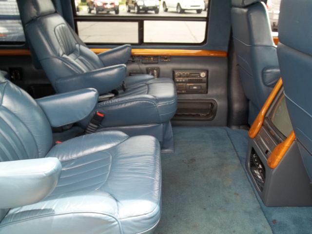 1997 GMC Savana 1.8T Fwd 2dr Cabriolet