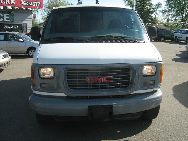 1998 GMC Savana VDC