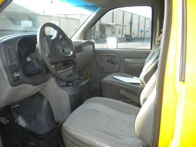 1999 GMC Savana AWD 3LT