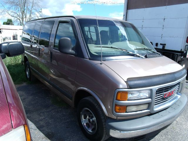 1999 GMC Savana 1.8T Fwd 2dr Cabriolet