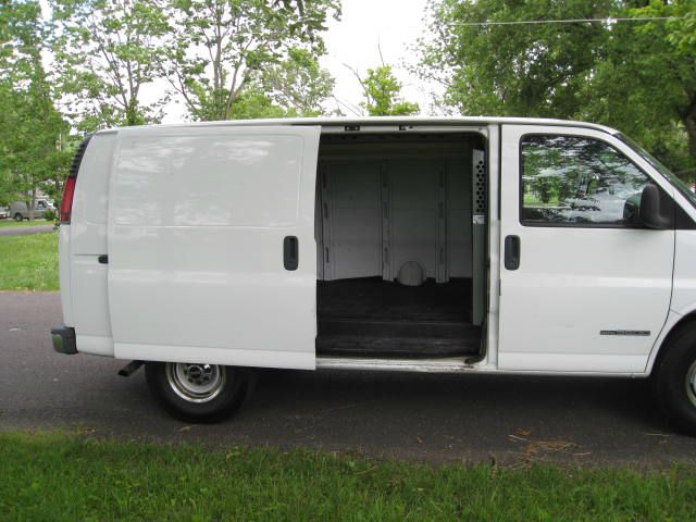 2001 GMC Savana AWD 3LT