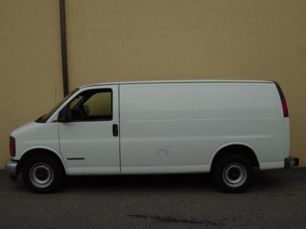 2001 GMC Savana Unknown