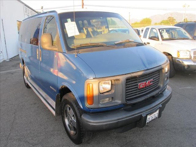 2001 GMC Savana Unknown