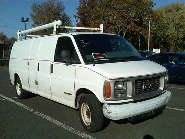 2001 GMC Savana Unknown