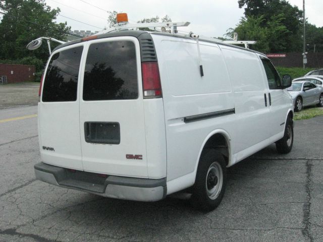 2001 GMC Savana 4dr Sport Sdn Auto RWD Sedan