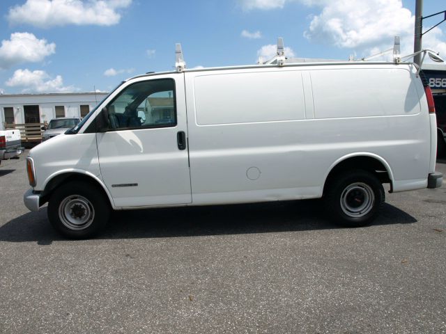 2001 GMC Savana VDC