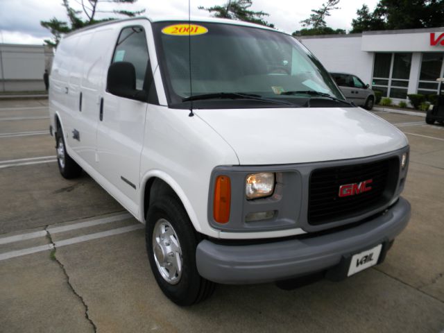 2001 GMC Savana VDC