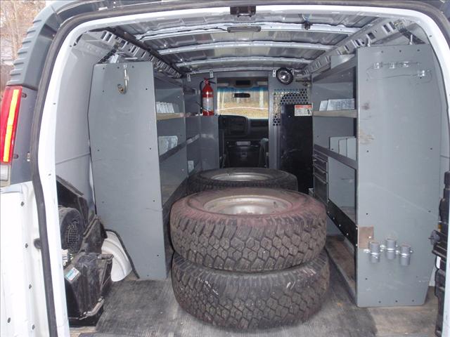 2002 GMC Savana Bucket Van