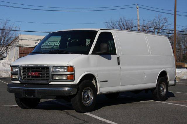 2002 GMC Savana I4 CVT 2.